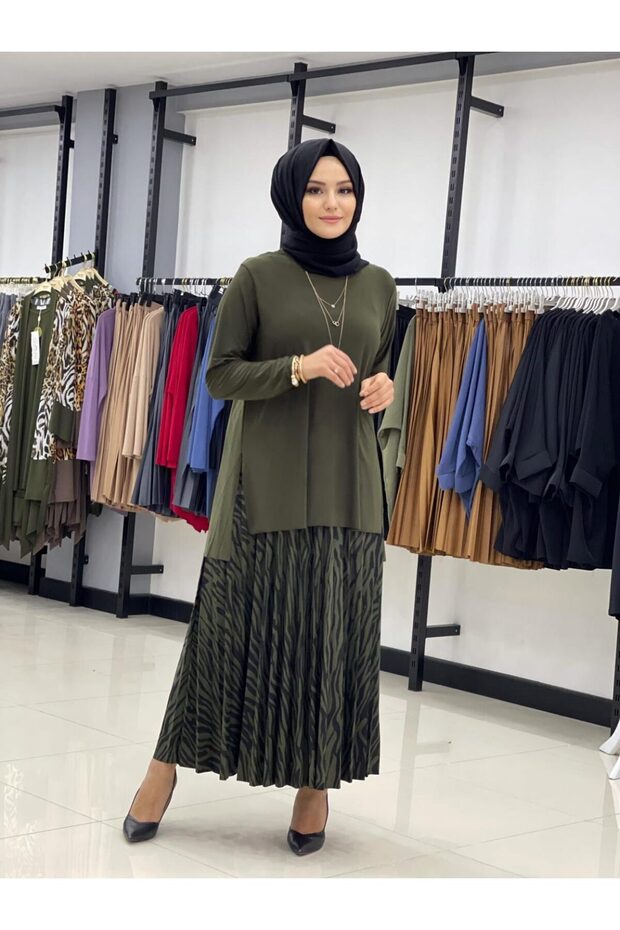 مجموعة تنورة ساندي منقوشة بنقشة الحمار الوحشي