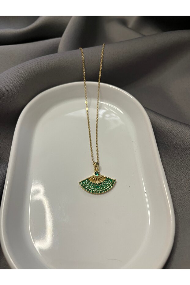 Fan Detailed Steel Necklace
