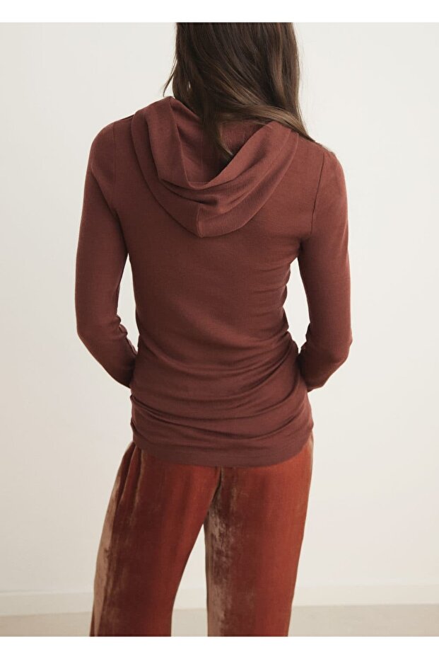 Kapüşonlu yün tişört - 4