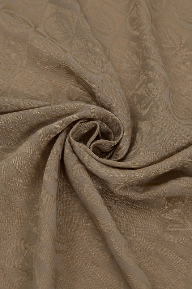 Alia Dama Pattern Shawl