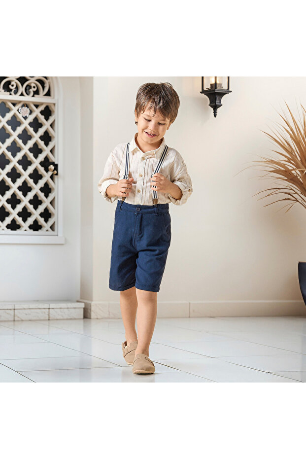 شورت سادة مع أزرار للإغلاق وجيوب - 2