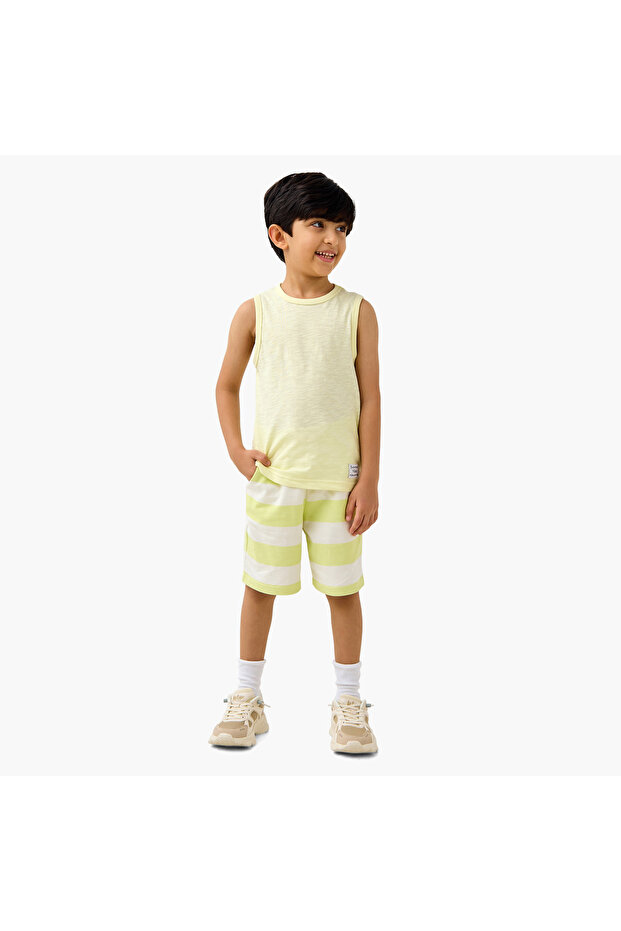 شورت مخطط مع رباط للإغلاق - 2