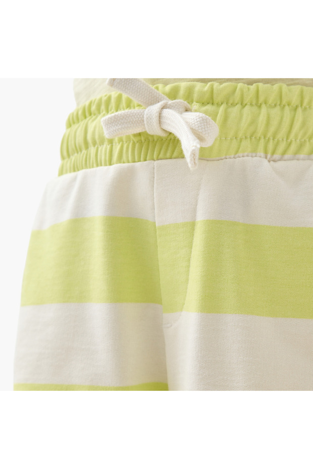 شورت مخطط مع رباط للإغلاق - 5