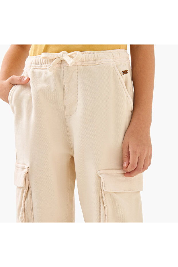 بنطلون رياضي كارجو سادة مع رباط للإغلاق وجيوب - 4