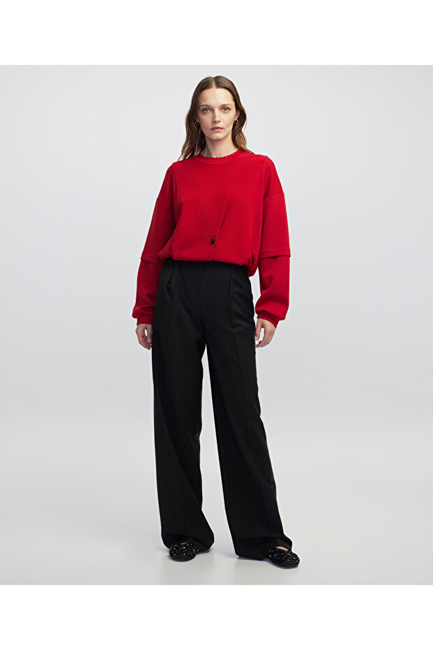 Sweatshirt with Button Accessories - 2