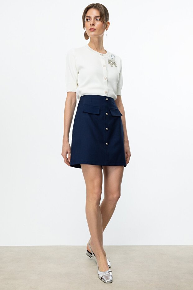 Süs Düğmeli Mini Etek - 3