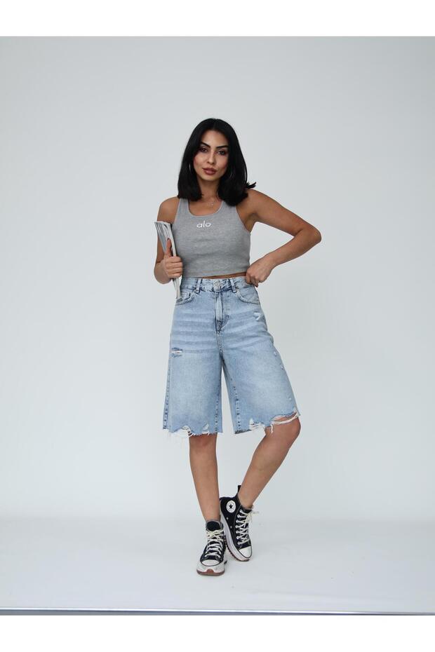 KADIN UZUN BERMUDA KOT ŞORT YIRTIK DETAYLI MİDİ BOY AÇIK MAVİ KAR - 6