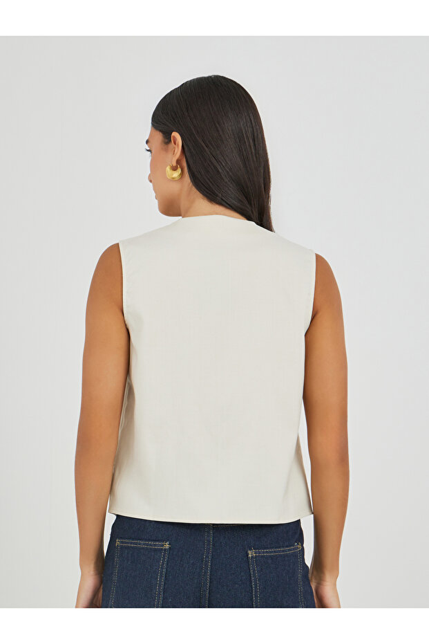 سترة سادة بدون أكمام وأزرار - 4