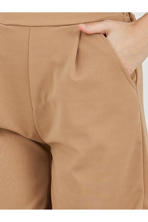 شورت واسع الساق سادة - 3