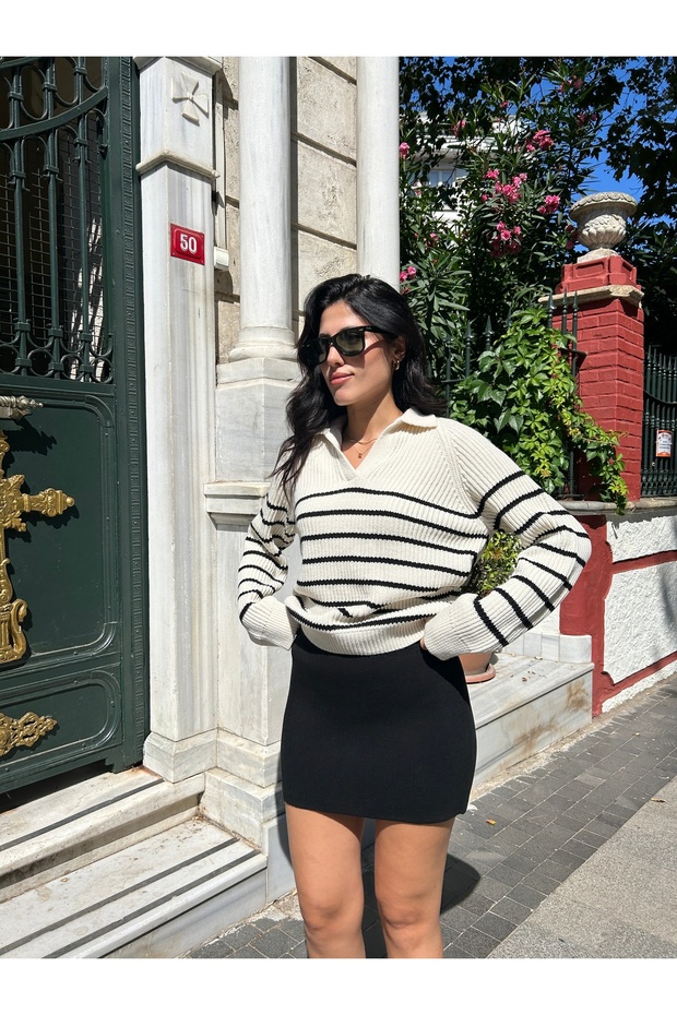 oversize striped sweater