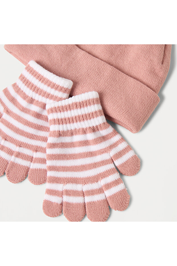 طقم قبعة بيني سادة وقفازات مخططة - 4