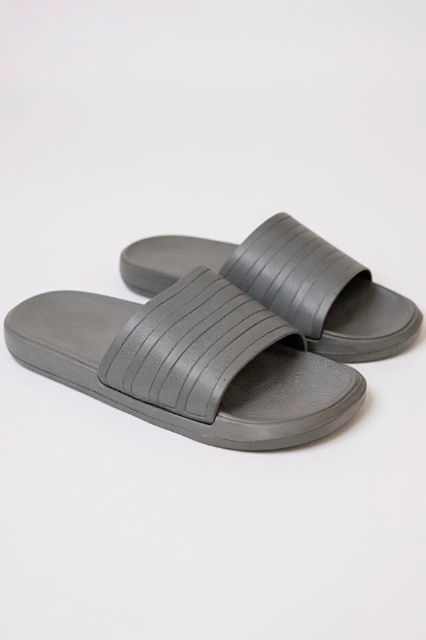 Alb 10225 Solid Color Men's Beach Pool Garden Summer Street Slippers