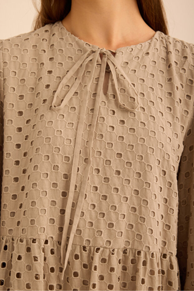 Hacimli Cotton Brode Elbise - 5