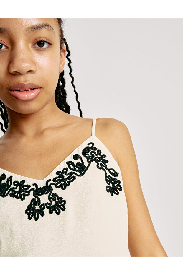 İşlemeli Kısa Tulum (6–16 Yaş) - 2