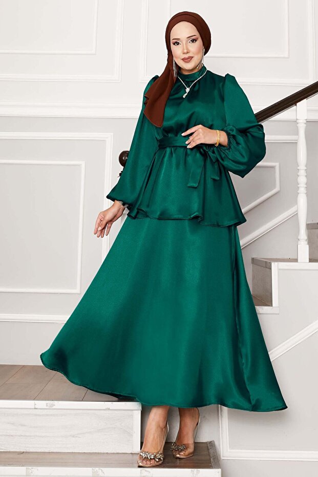 Satin Skirt Suit with Gathered Waistband Detail Emerald