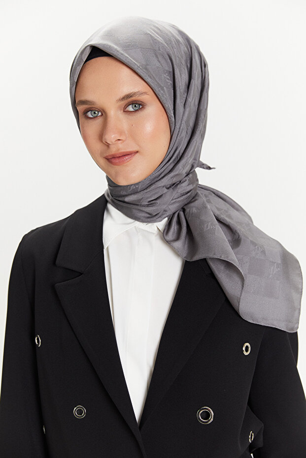 Dama Desenli Logolu Eşarp - 1