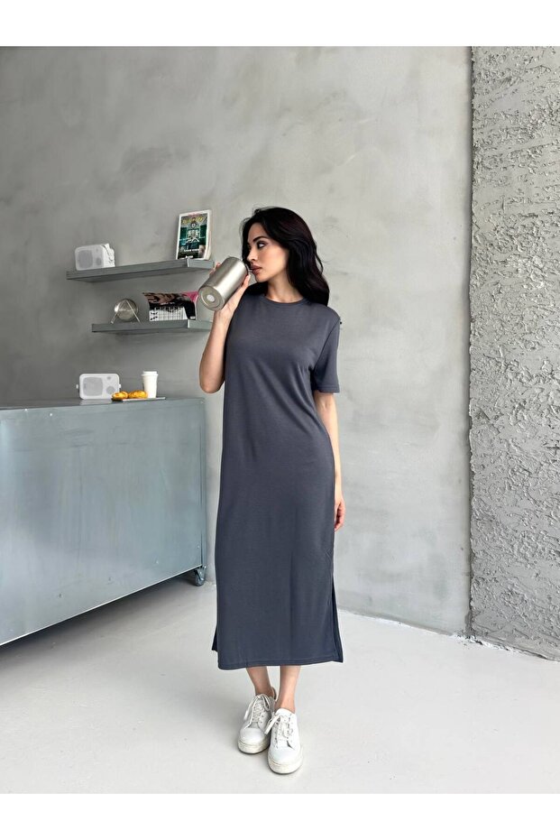 Gri Yırtmaç Detaylı Basic Elbise - 5