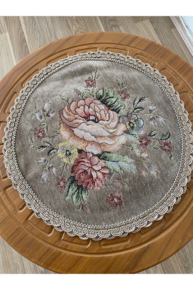 Tapestry Coffee Table Cover 30X Round 2-Piece