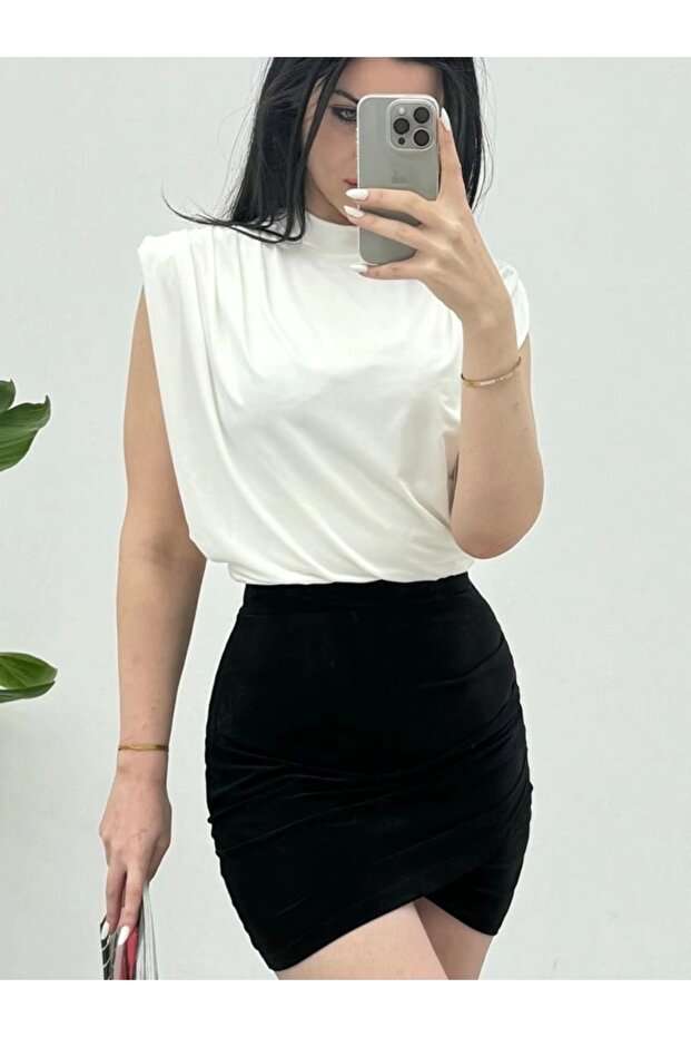 بلوزة ساندي مبطنة بأكمام صفرية - أبيض - 1