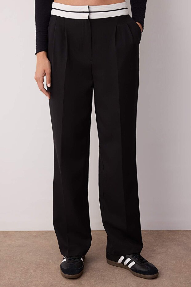 Siyah Wide Leg/Geniş Paça Yüksek Bel Kemer Detaylı Dokuma Kumaş Pantolon TWOSS23PL00150 Palazzo - 3