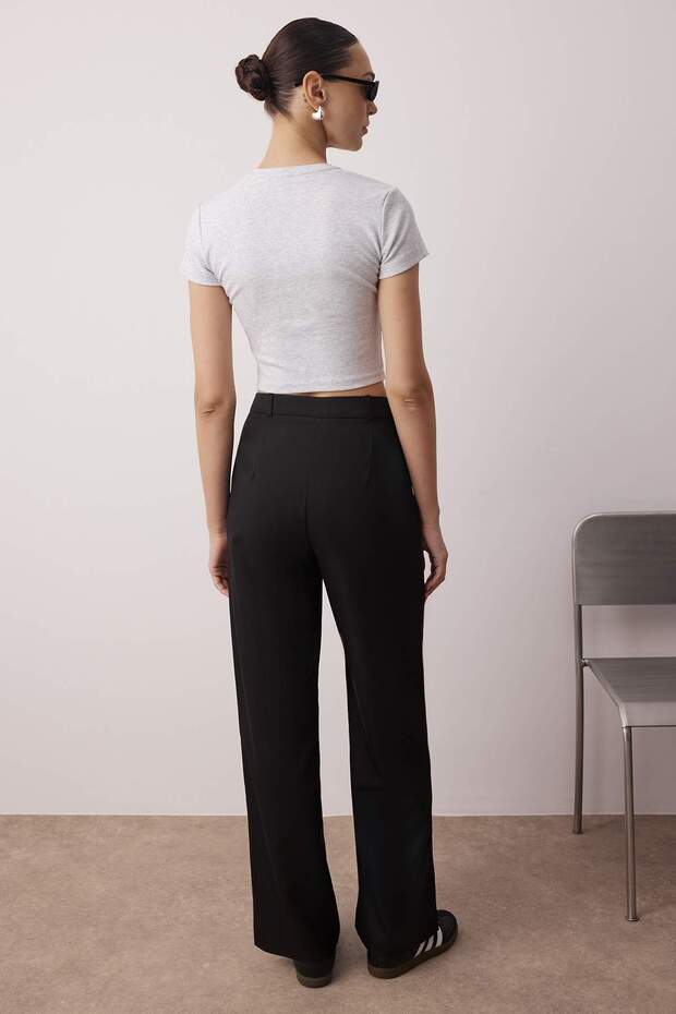 Siyah Wide Leg/Geniş Paça Pilili Dokuma Kumaş Pantolon TWOAW22PL0475 - 4