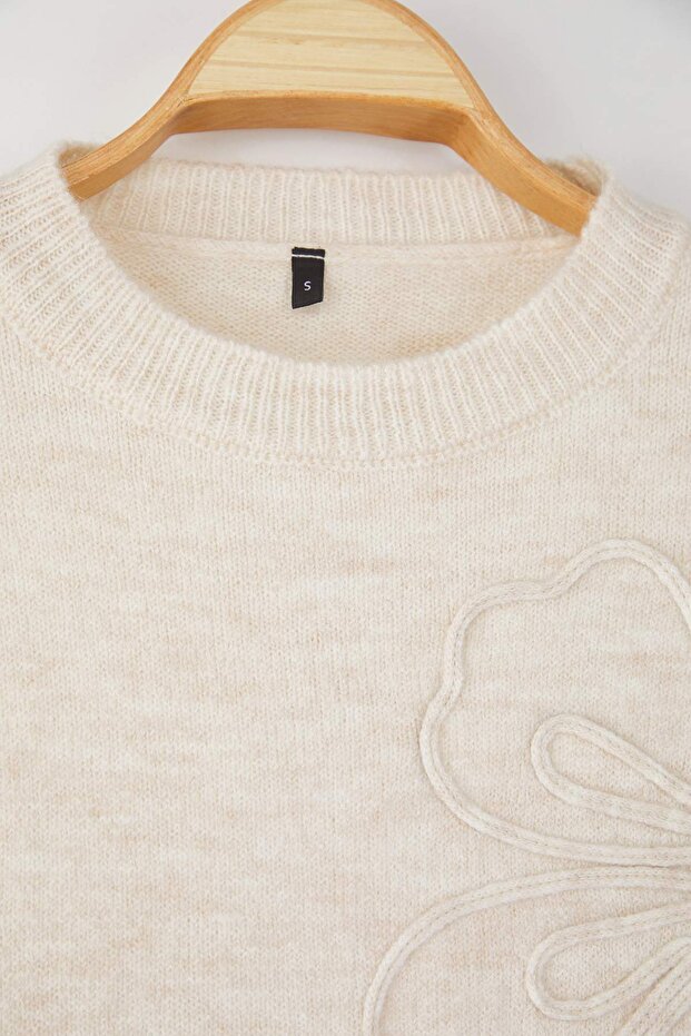 سترة تريكو بنمط زهور ناعمة الملمس بلون الحجر TWOAW26KZ00110 - 7