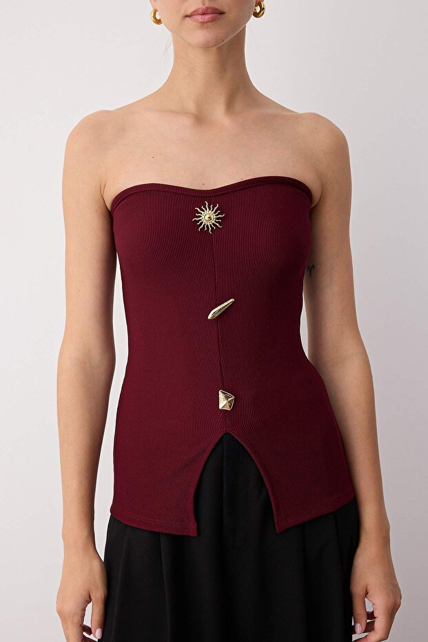 Bordo Ottoman Straplez Düğme Detaylı Vücuda Oturan Esnek Crop Örme Bluz TWOSS25BZ00589 - 3