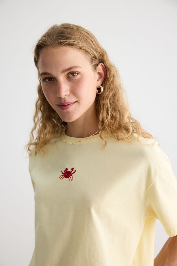 YENGEÇ NAKIŞLI KISA KOLLU T-SHIRT - 5
