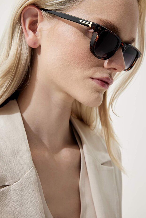 Women's Round Sunglasses F0608Axns