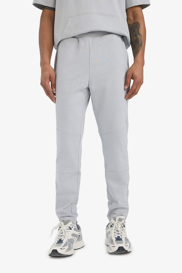 DeFactoFit Slim Fit Sporcu Jogger Eşofman Altı Dar Kesim Fermuarlı Paça  D7998AX25SP - 1