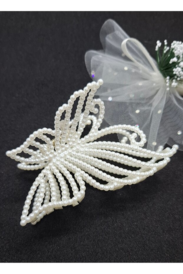 Women's Pearl Butterfly Buckle