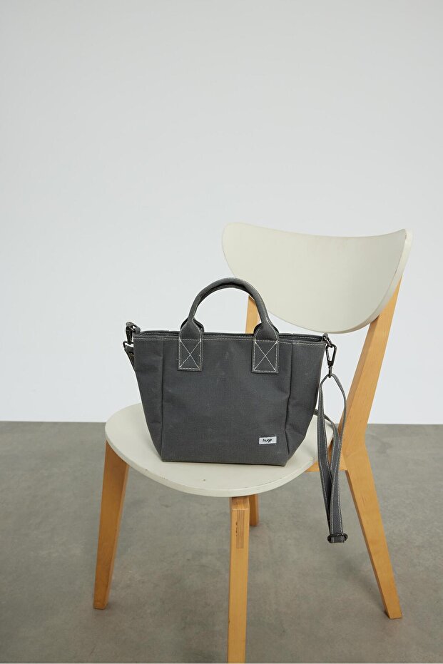 حقيبة صغيرة ضخمة أنثراسايت - 5