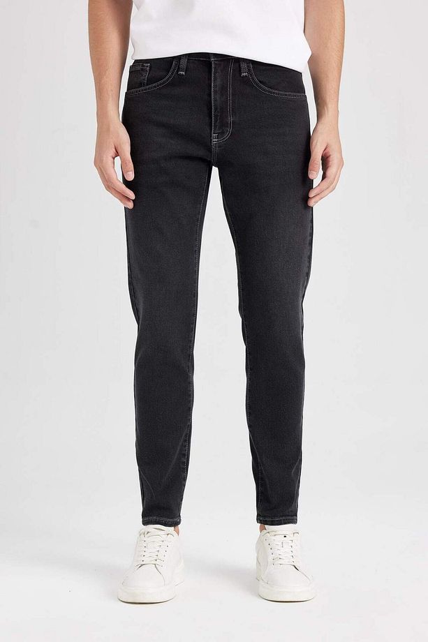 Slim Tapered Fit Dar Kalıp Normal Bel Daralan Paça Siyah Jean Pantolon D8748ax24au - 4
