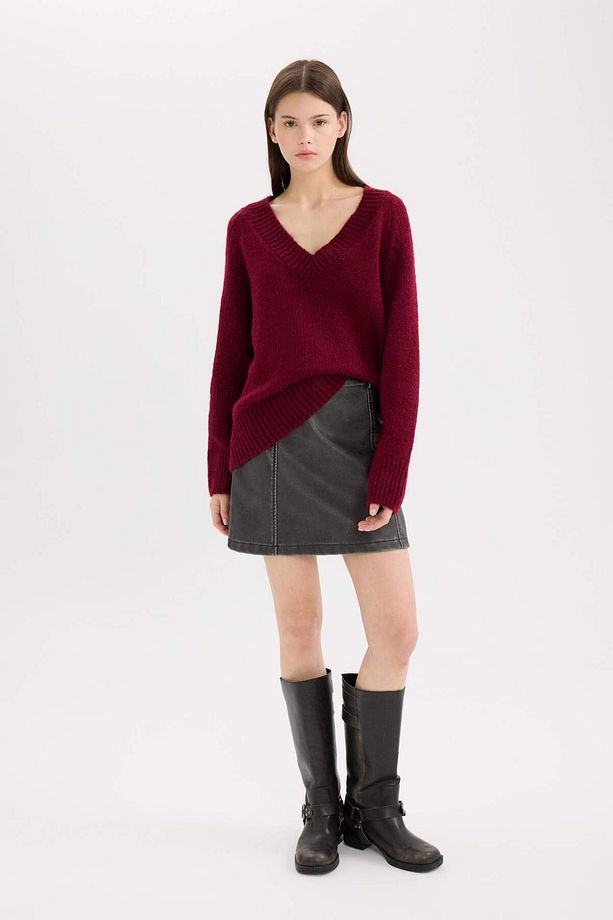 Oversize Geniş Kalıp V Yaka Basic Düz Bordo Triko Kazak A3264AX24CW - 2