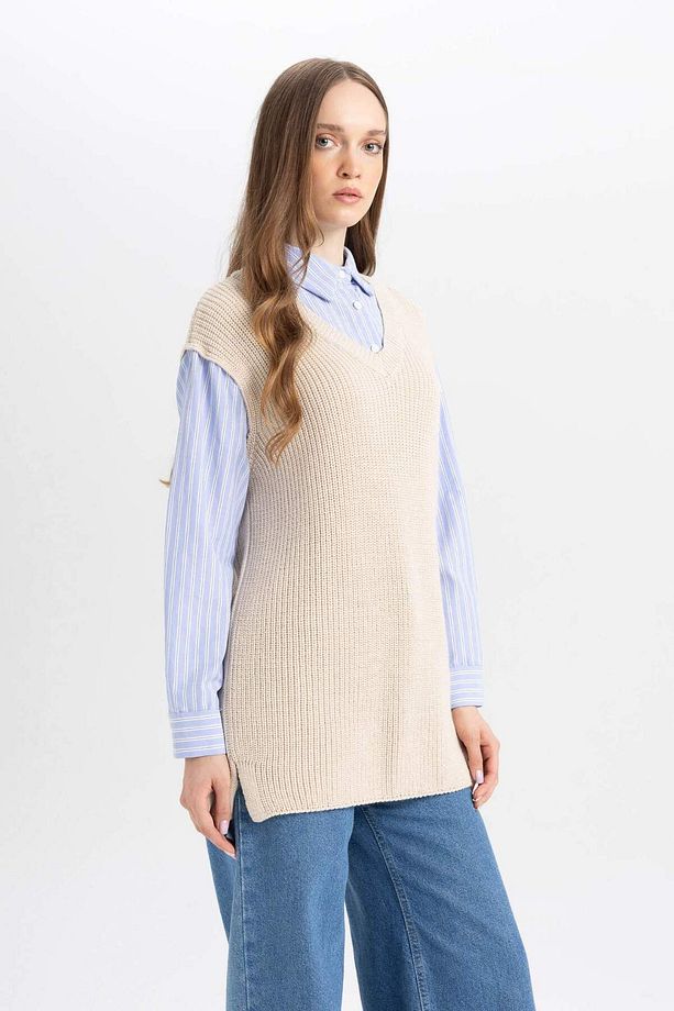 Regular Fit V Yaka Yandan Yırtmaçlı Triko Süveter Tunik D1243AX24WN - 4