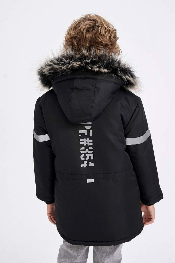 Erkek Çocuk Çıkarılabilir Suni Kürk Yaka Kapüşonlu Pelüş Astar Parka C8786A824WN - 8