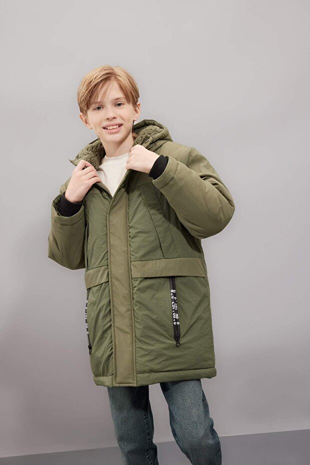 Waterproof Hooded Zippered Pocket Plush Lined Parka for Boys C8815A824Wn
