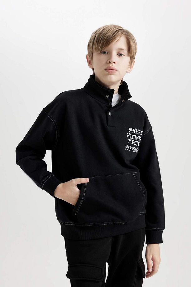 Erkek Çocuk Siyah Oversize Geniş Kalıp Balıkçı Yaka Baskılı Sweatshirt D5676A824WN - 1