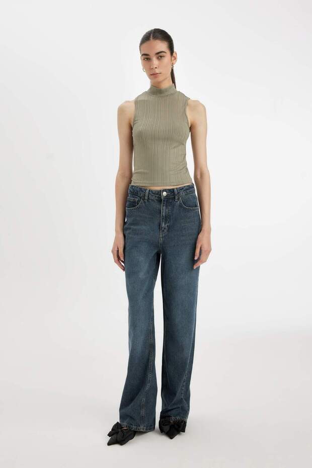 Slim Fit Dar Kesim Yarım Balıkçı Yaka Fitilli Kaşkorse Smart Atlet C7703AX24AU - 2