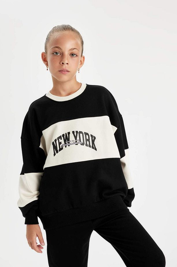 Kız Çocuk Siyah Oversize Geniş Kalıp Bisiklet Yaka Baskılı Sweatshirt D1105A824AU - 1