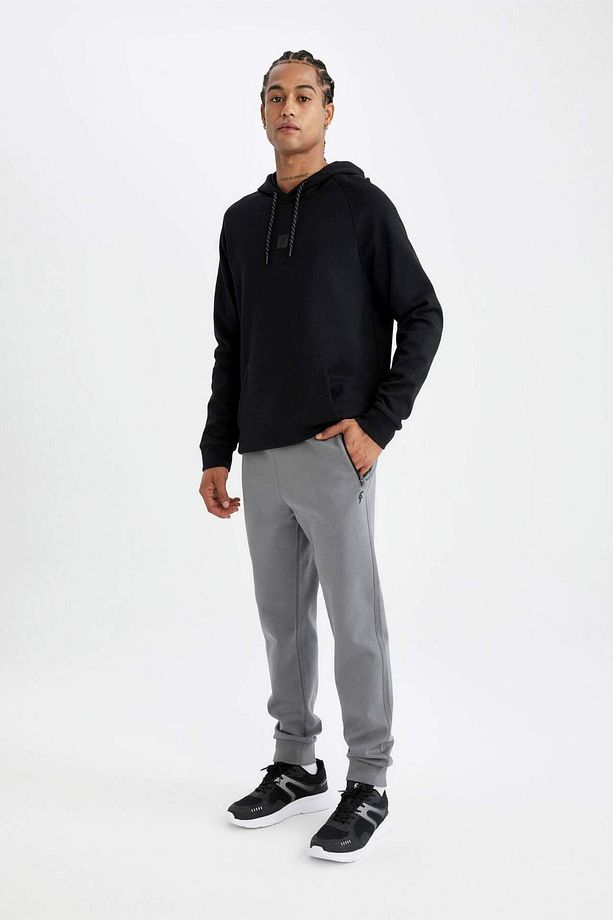 DeFactoFit Sporcu Jogger Eşofman Altı Slim Fit Dar Kesim Beli Paçası Lastikli Cepli Basic Düz D0928A - 3