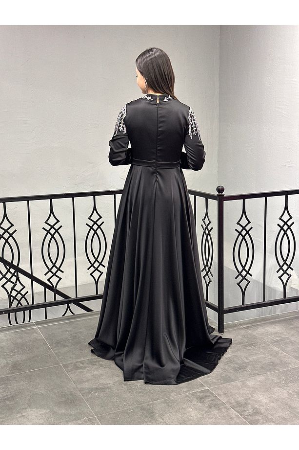 Taş İşlemeli Tesettür Abiye - 3