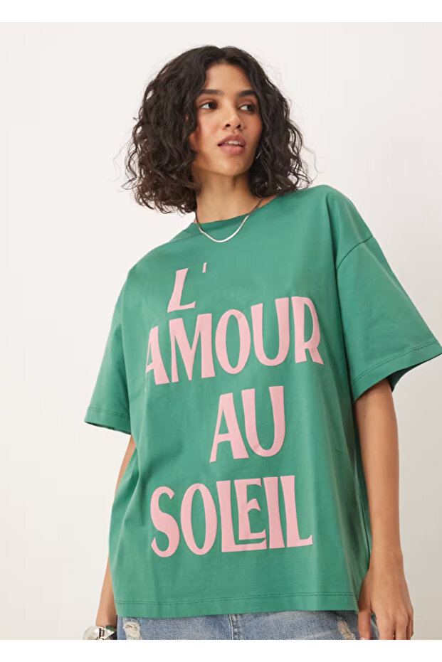 Star of Casual Outfits – Oversize T-Shirt Collection