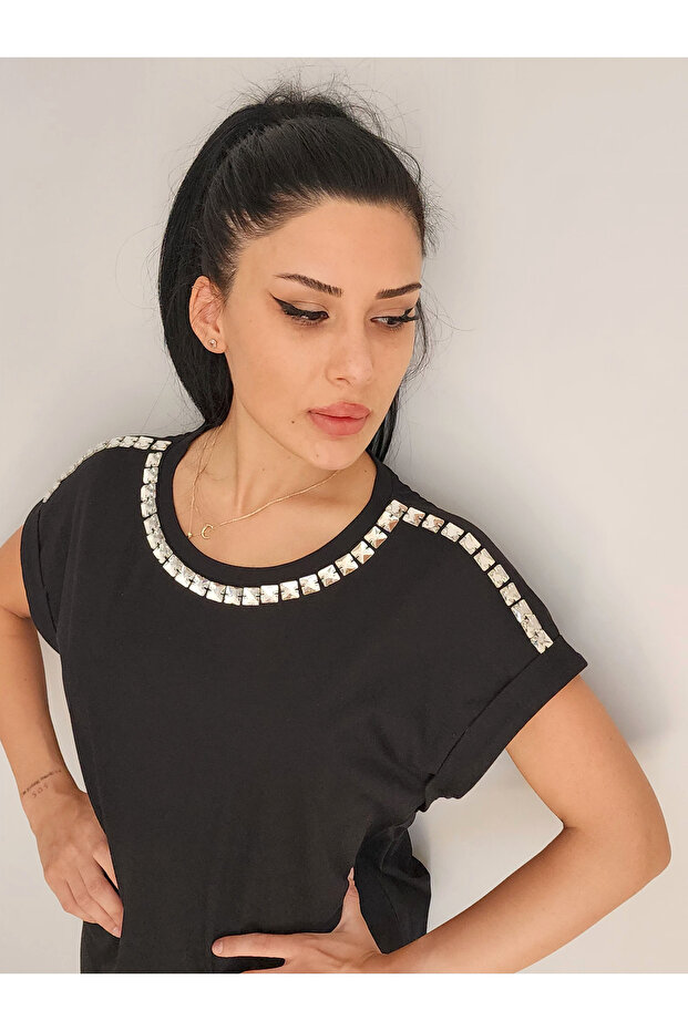 DESIGN T-SHIRT