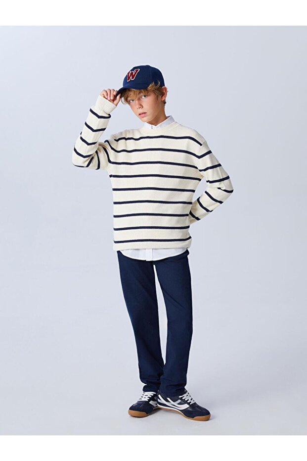 بنطلون Slim Fit للأولاد (W5)