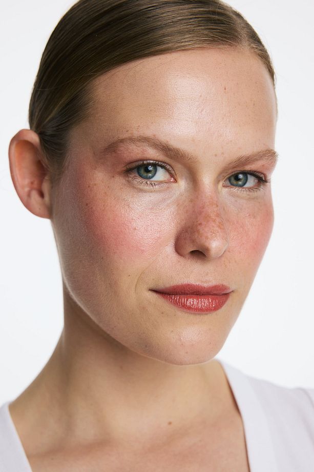 Catch Bloom Pocket Lip & Cheek Stick 4,5g + Broad Spectrum SPF50+ Sunscreen 01 LIGHT 50ml - 6