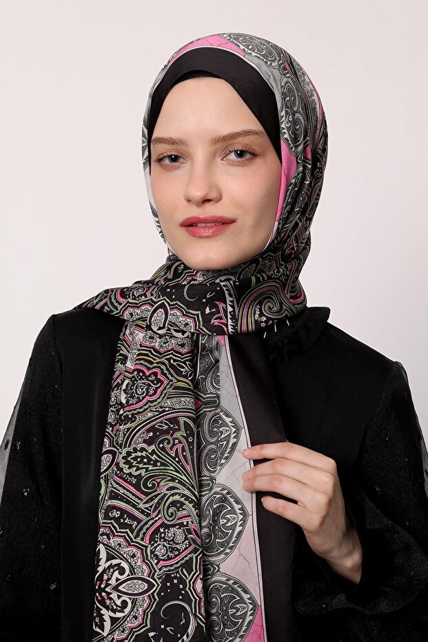 Indian Silk Shawl D.3 - Black Pink