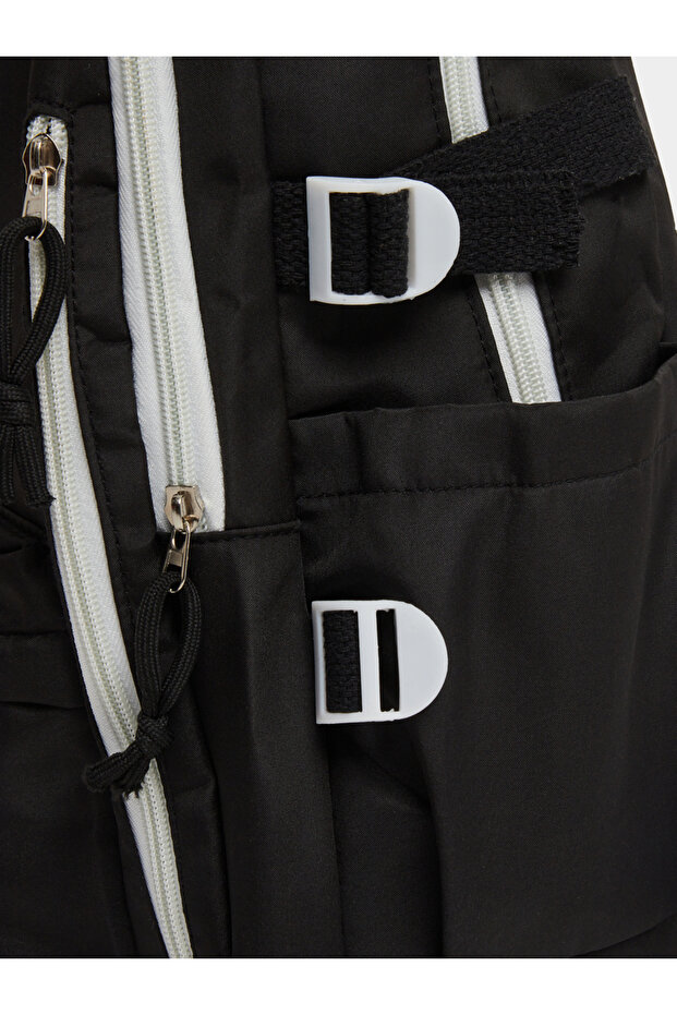 حقيبة ظهر بسحاب متباين التفاصيل - 4