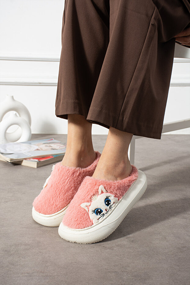 Poppy Berlin Female Figure Cute Pajamas Cat Pattern Plush Lightweight Non-Slip Eva Sole Winter Slippers