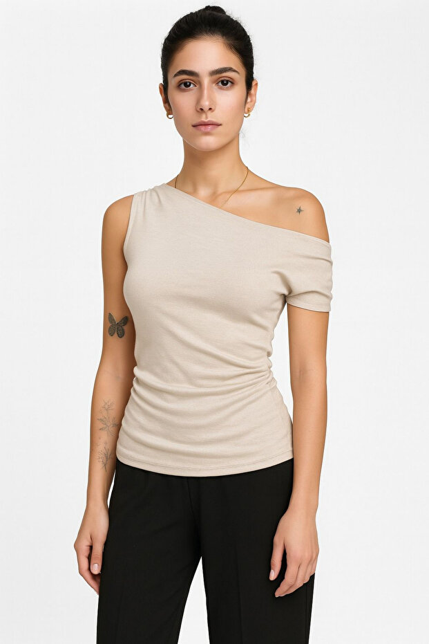 Women's Single Sleeve Asymmetrical Boat Neck Slim Single Jersey Gather Detail Blouse